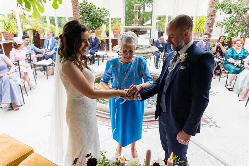 irish handfasting wedding ceremony